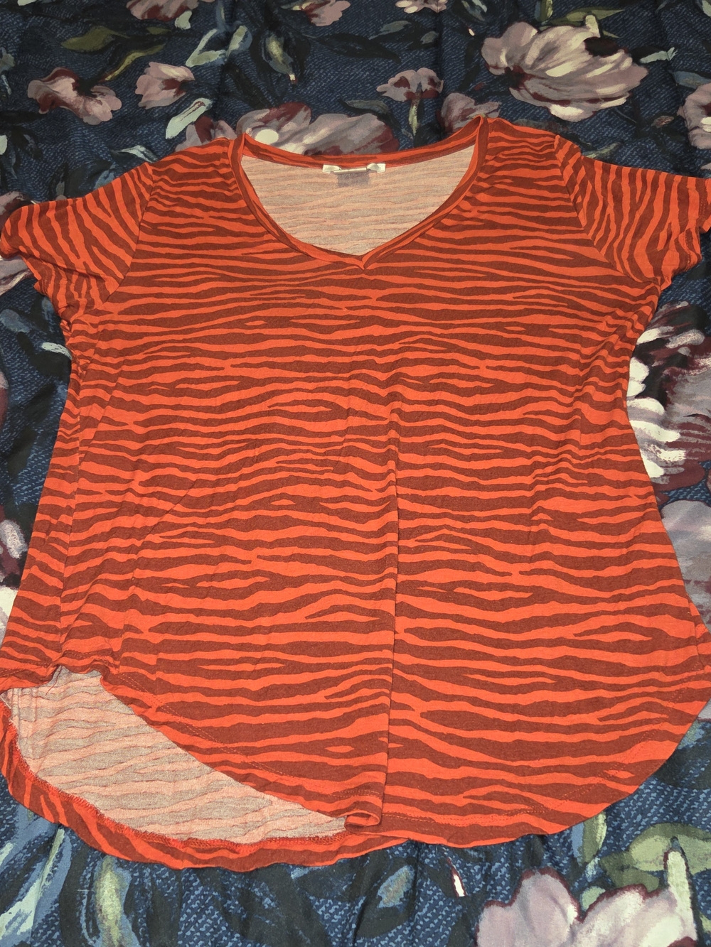 K Jordan Red Orange Zebra-Stripe V-Neck Short Sleeve Top